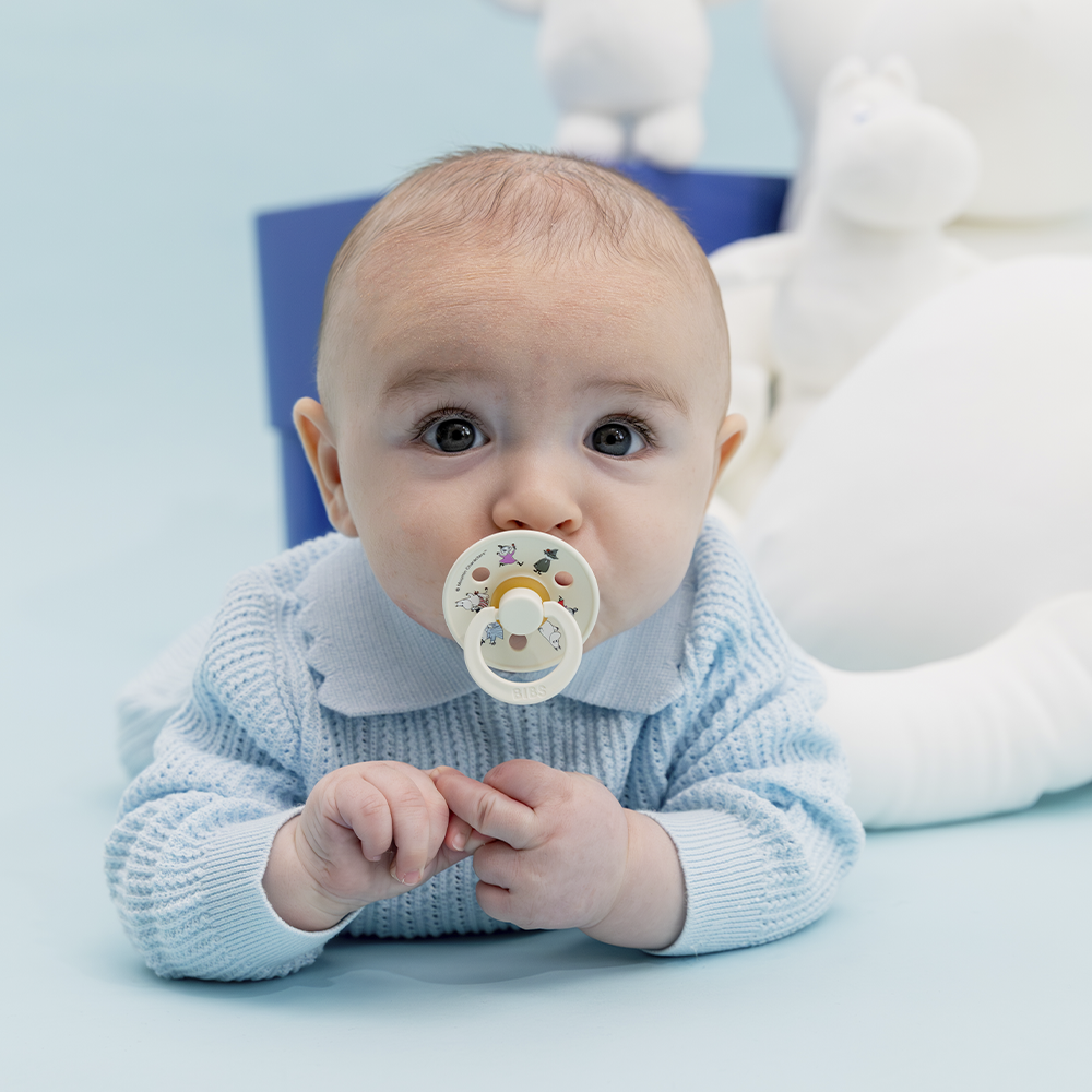 moomin ivory round colour pacifier