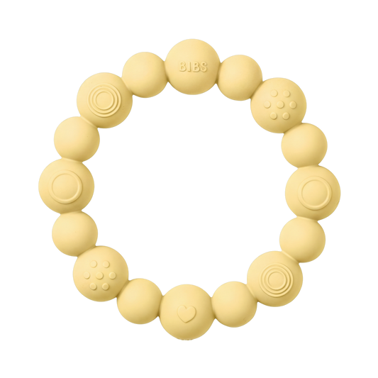 Beißring mit Perlen – Pale Butter